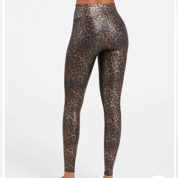SPANX Faux Leather Leopard - Picture 2 of 6